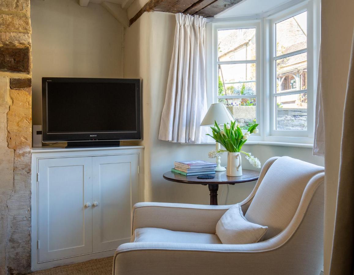 Gleneda Cottage - A Renovated, Traditional Cotswold Cottage Full Of Charm With Fireplace And Garden Bourton on the Hill Ngoại thất bức ảnh
